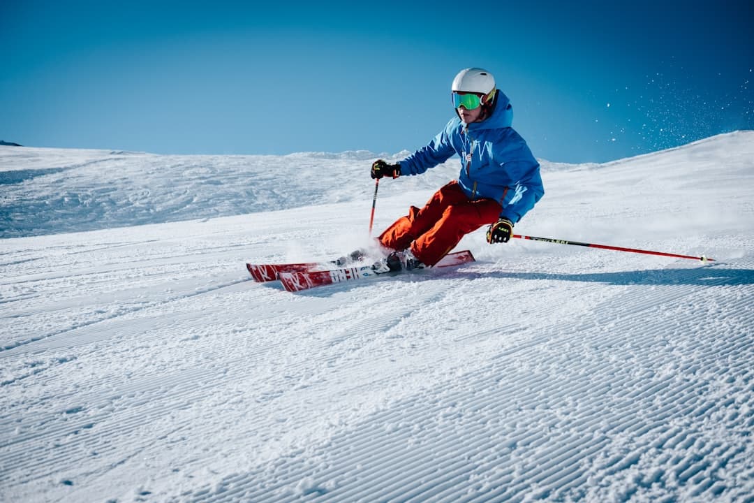 Ski & Snowboard